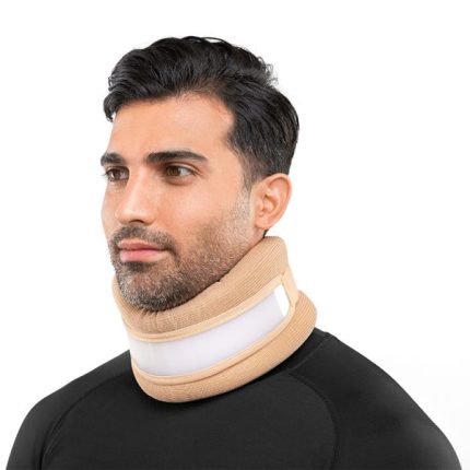گردنبند طبی اسفنجی نیمه سخت سما طب کد ۱۰۲۱